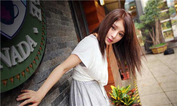 西和想找一个女性生孩子给报酬-｛找个女人生孩子多少钱｝