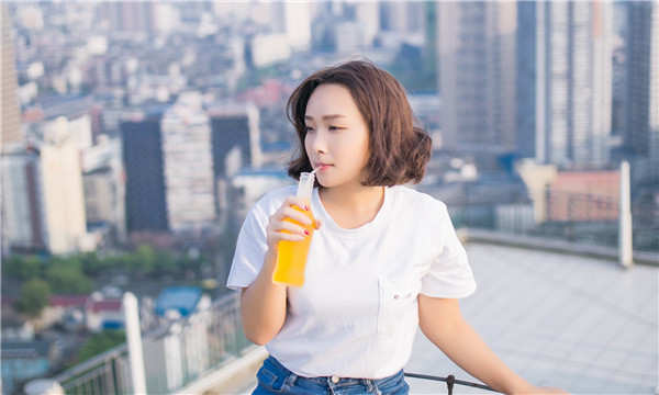 西和关于试管代生助孕多少钱的详尽分析与指导